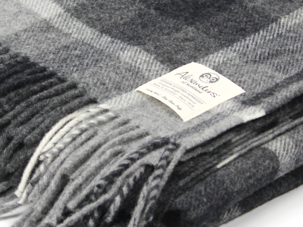 Traditional Weight Lambswool Blanket - Charcoal Plaid